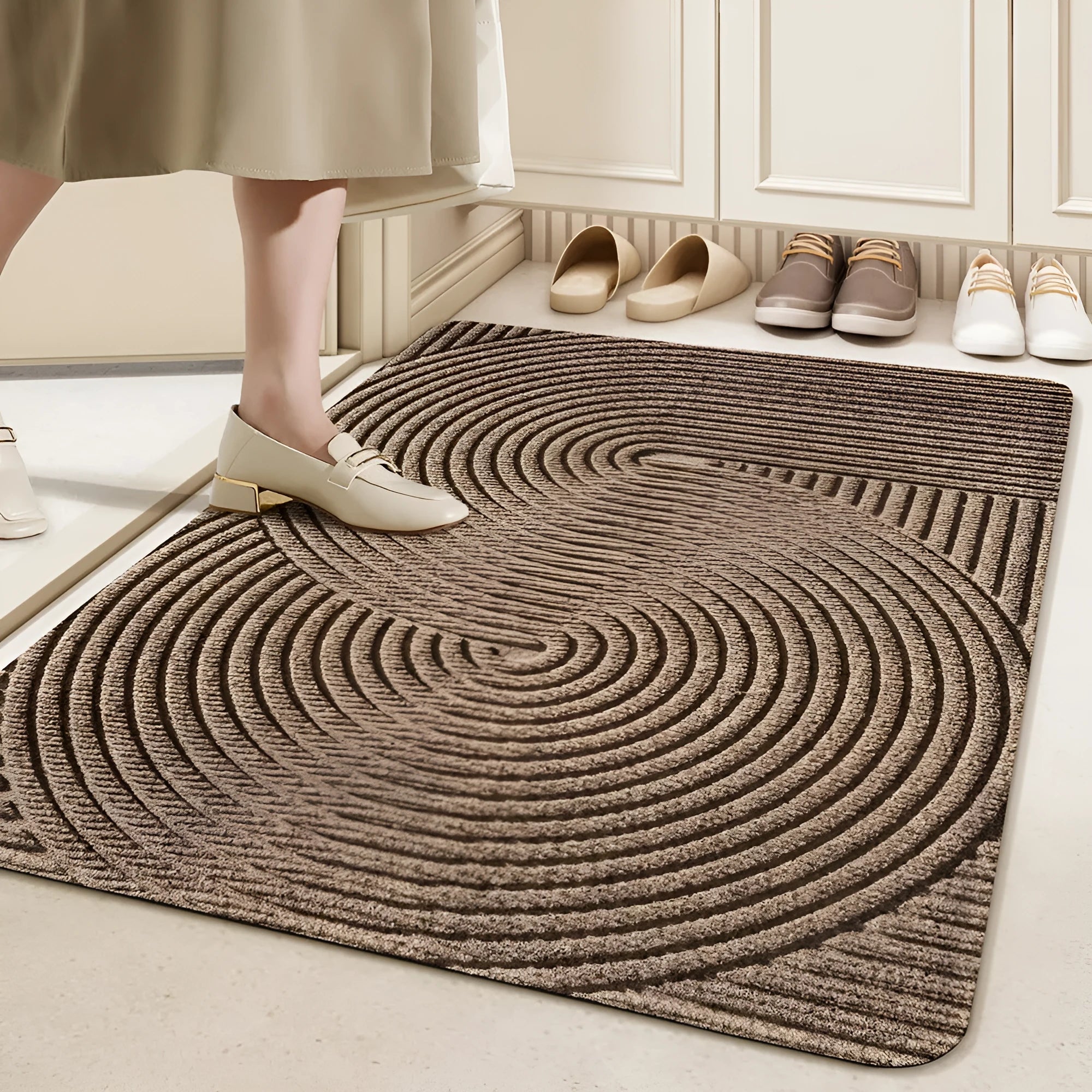 Silk ring entrance carpet with Alien shape and cartoon pattern in blue colour, 60x90cm dimensions