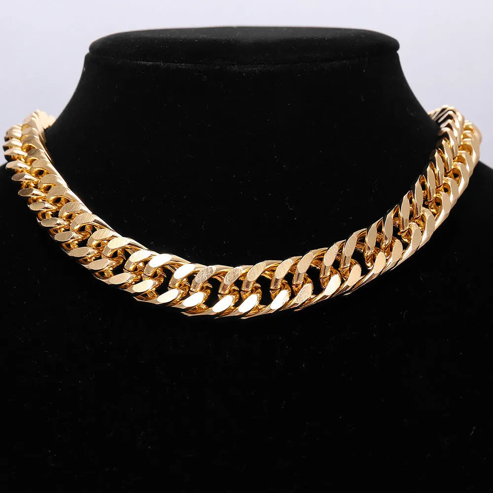 Gold women's thick chain necklace showing 6cm width and 32cm length with electroplated alloy construction