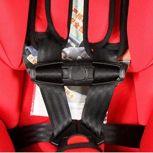 Black nylon seat belt buckle clip for child safety seats measuring 14.5 by 4 centimetres