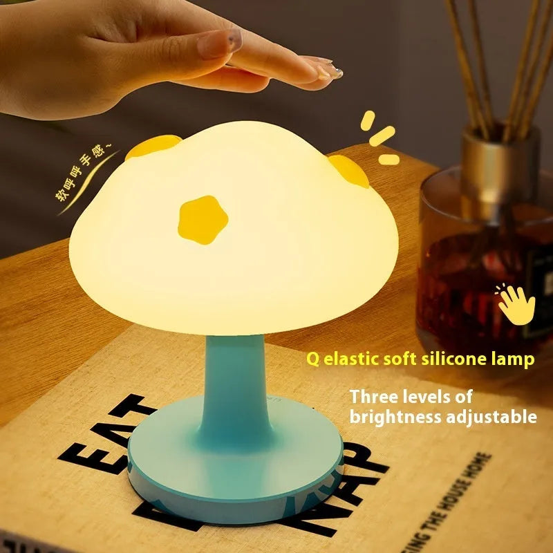 USB charging creative cloud silicone pat lamp in flower shape, cloud night light basic style