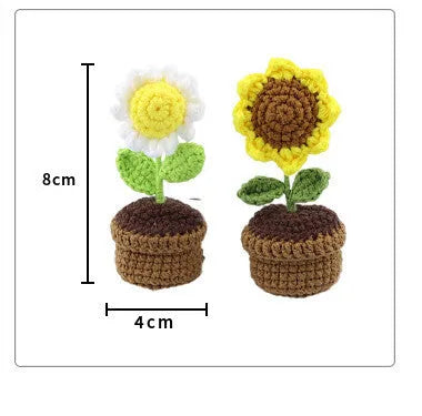 Creative wool potted plant car air outlet clip aromatherapy pendant in floral tone, 4x8cm