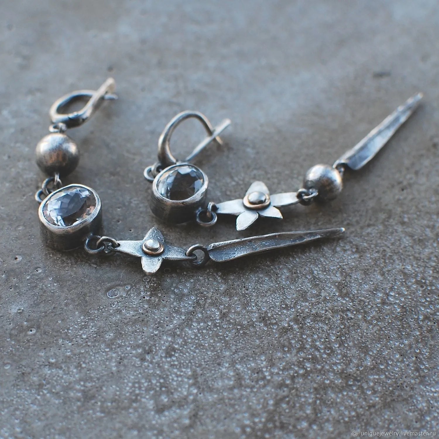 Hesheng antique silver geometric XINGX pendant earrings with rhinestone detailing and long drop design