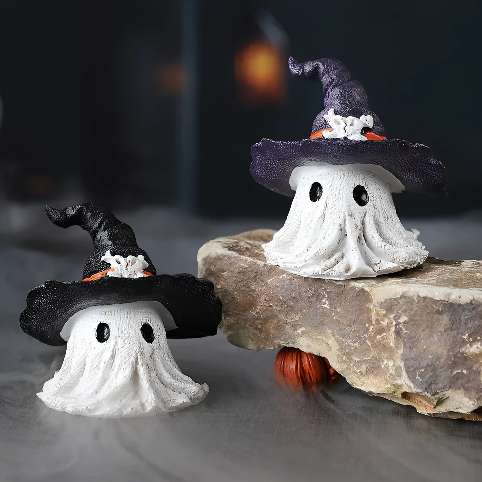 Resin wizard hat ghost Halloween ornament in black or purple for seasonal decoration
