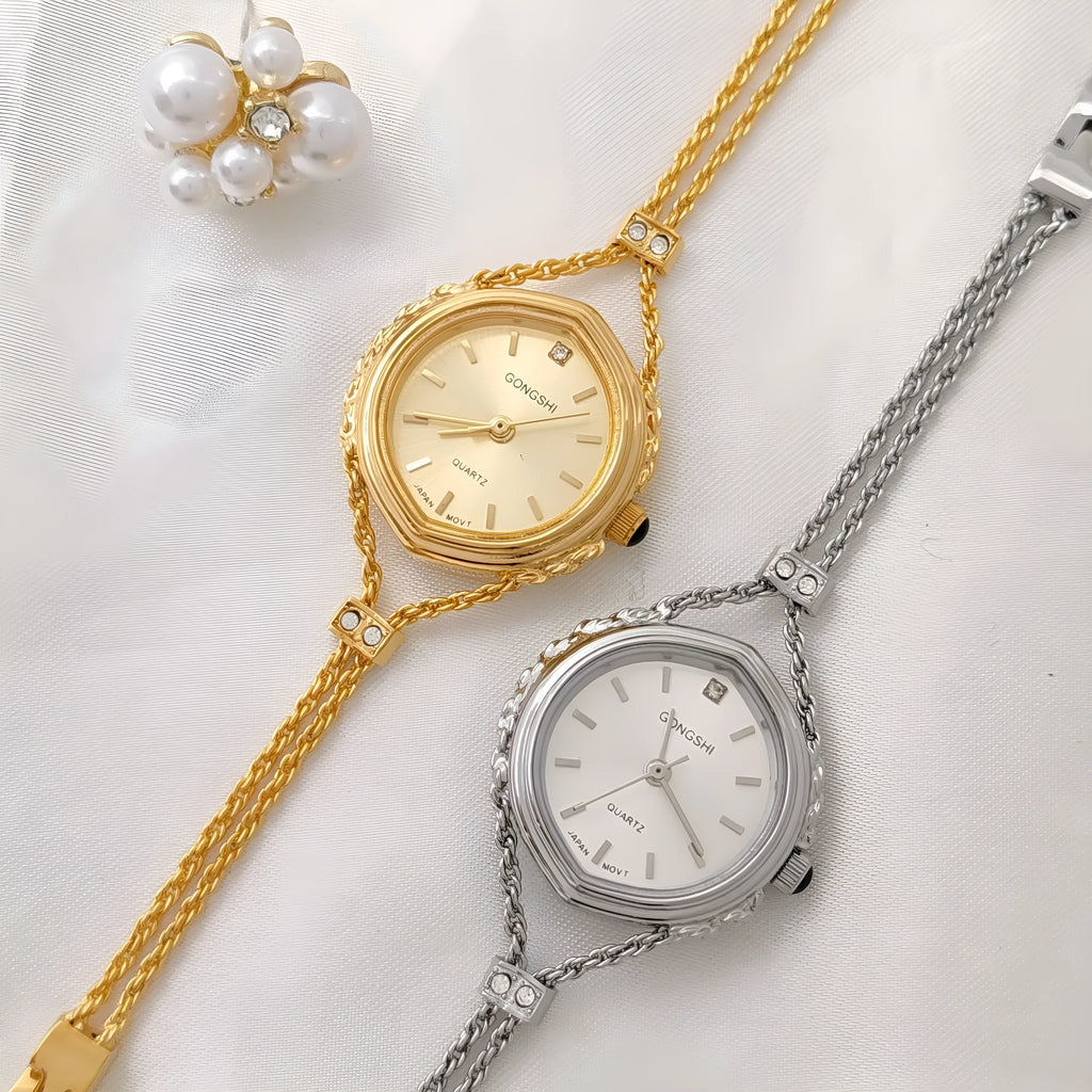 Women's light luxury quartz watch with gold case, 25mm dial, and mineral glass mirror