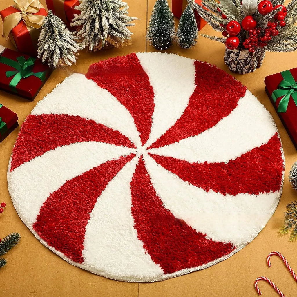 Christmas round carpet with festive printed design, available in 60cm and 80cm sizes