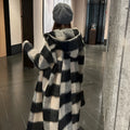 Season warm woolen coat mid-length loose fit polyester plaid cloak in beige black winter outerwear