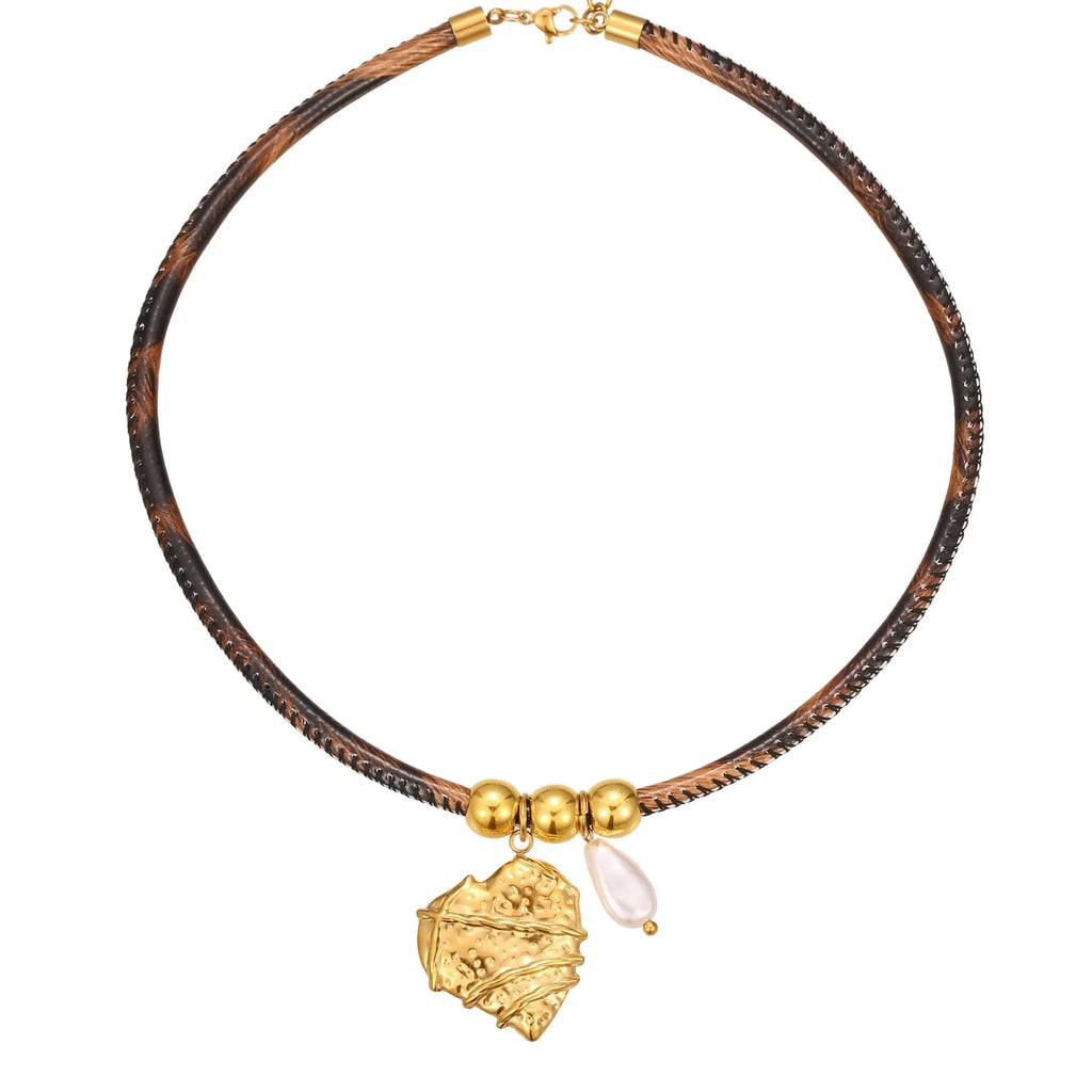 Women's geometric leopard necklace with stainless steel chain and 18K gold electroplated pendant