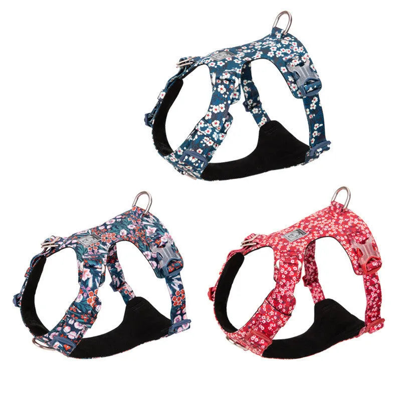 Pure cotton dog chest harness in a floral pattern, showing adjustable straps and sizing options.