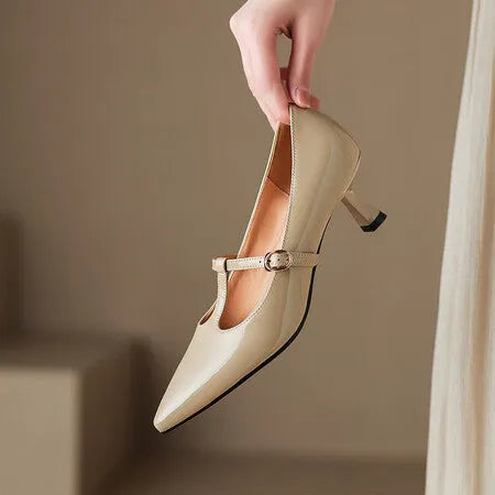 Women's square-toe high heels in black made of first layer cowhide with 6-8cm heel and rubber sole