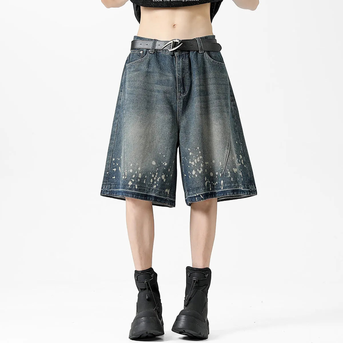 Retro washed ripped splash ink five points denim men's shorts in retro blue, straight fit