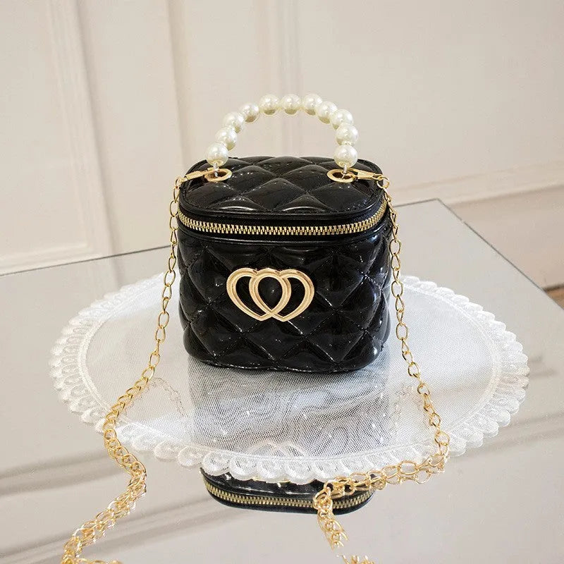 PVC bucket gel bag for women with heart pattern in choice of seven colours.