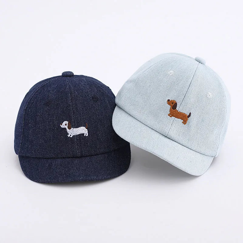 Baby denim baseball cap with puppy design in light blue, sunshade brim, 48cm size