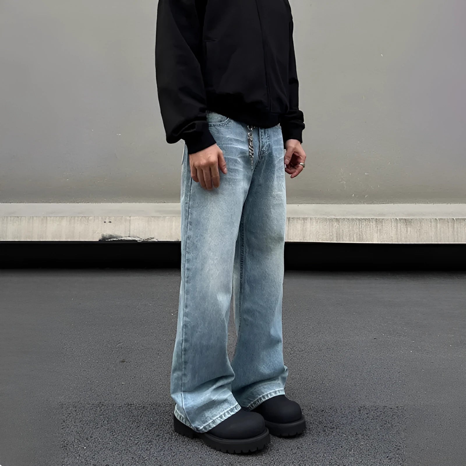 Men's retro blue whisker washed straight jeans with medium-high waist and visible stitching