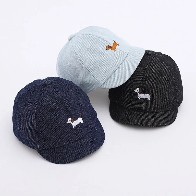 Baby denim baseball cap with puppy design in light blue, sunshade brim, 48cm size