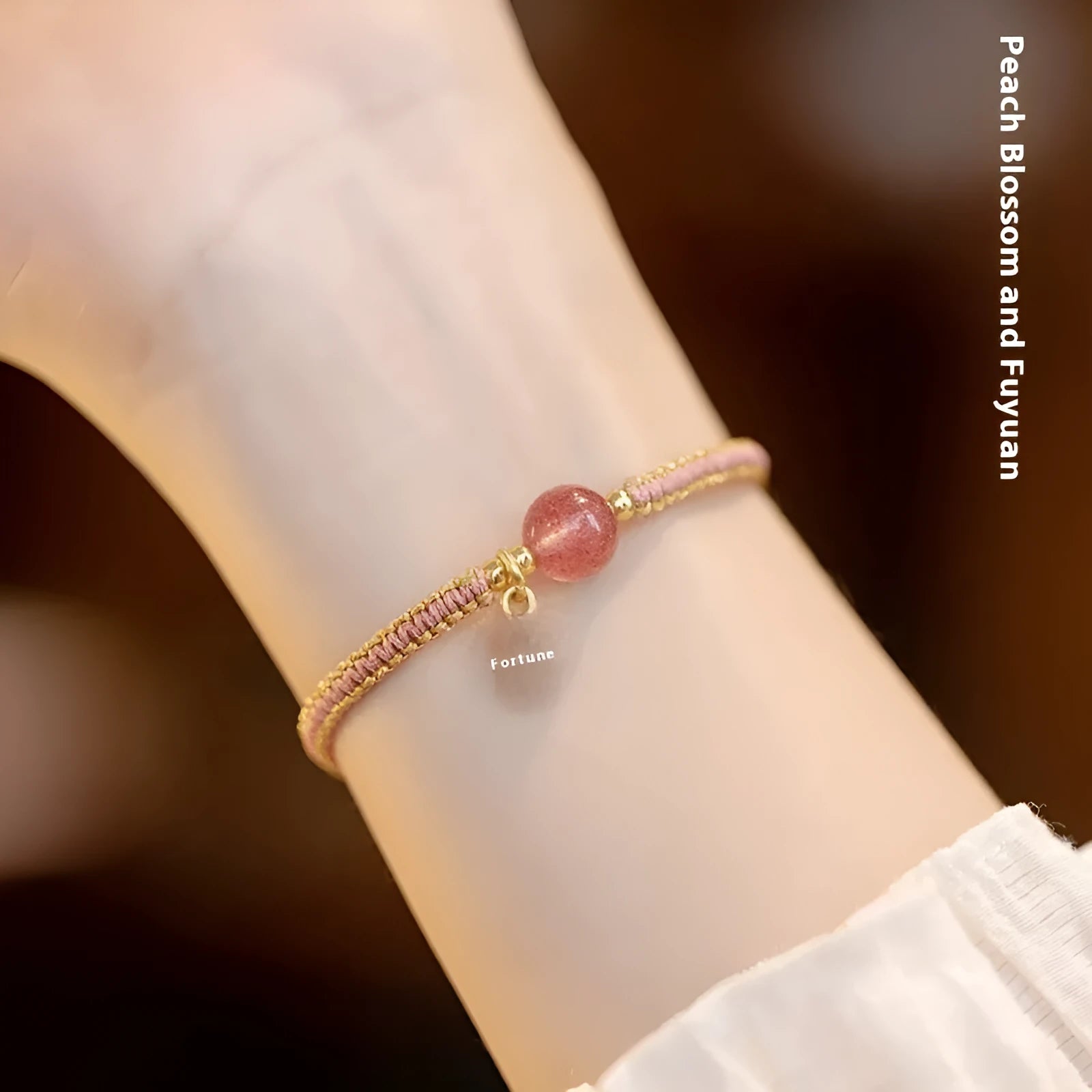 Red rope adjustable bracelet with Strawberry quartz style, unisex national tide design