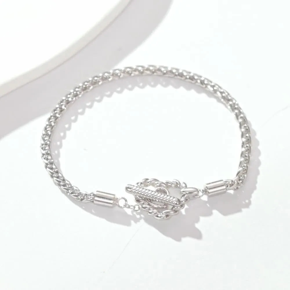 S925 sterling silver heart-shaped base bracelet on a light background showing 17cm and 19cm sizes