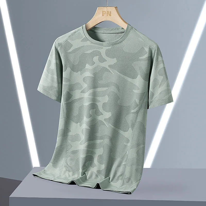 Breathable quick-drying plus size men's camouflage nylon T-shirt with short sleeves in Army Green