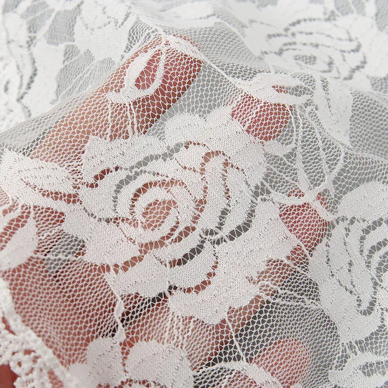 Round polyester bridal head cover with floral decoration in white, 30cm width and length