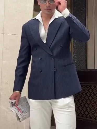 Men's striped double-breasted blazer in regular fit polyester for daily wear