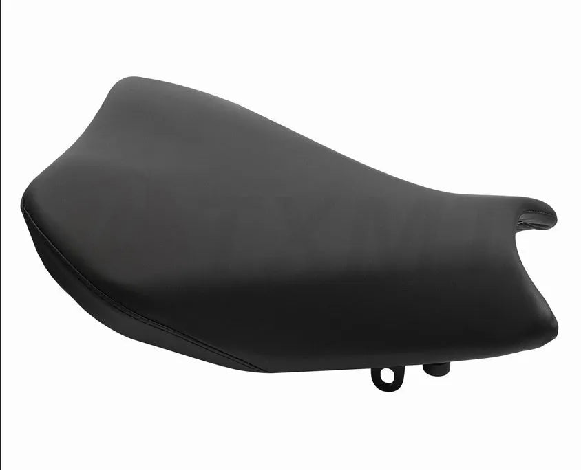 Suzuki GSXR1000 motorcycle seat covers in PU leather for front and rear seat protection
