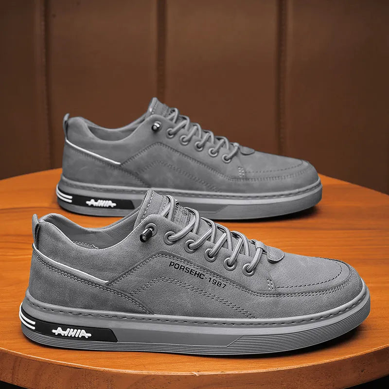 Men's waterproof casual shoes with rubber sole in khaki colour