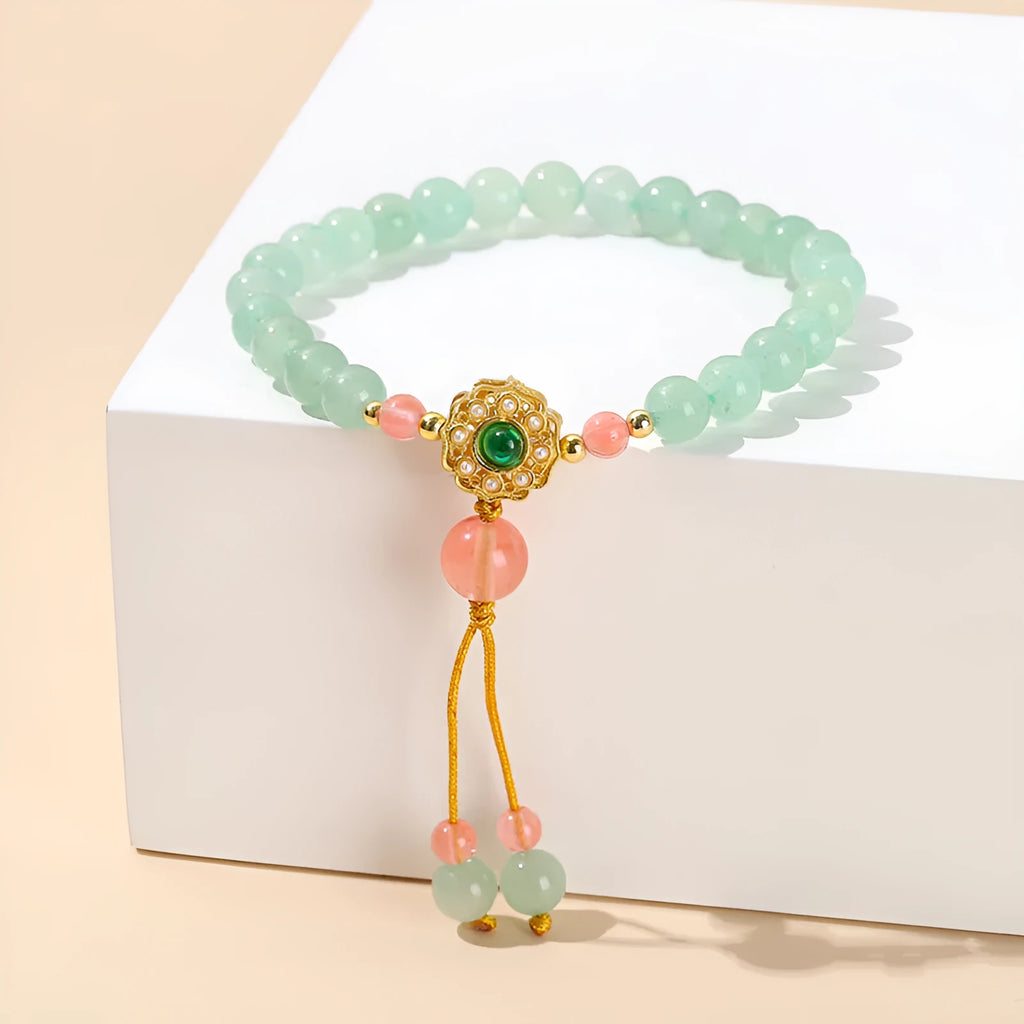 Natural crystal jade bracelet for women, fresh green colour, new Chinese style with manual processing.