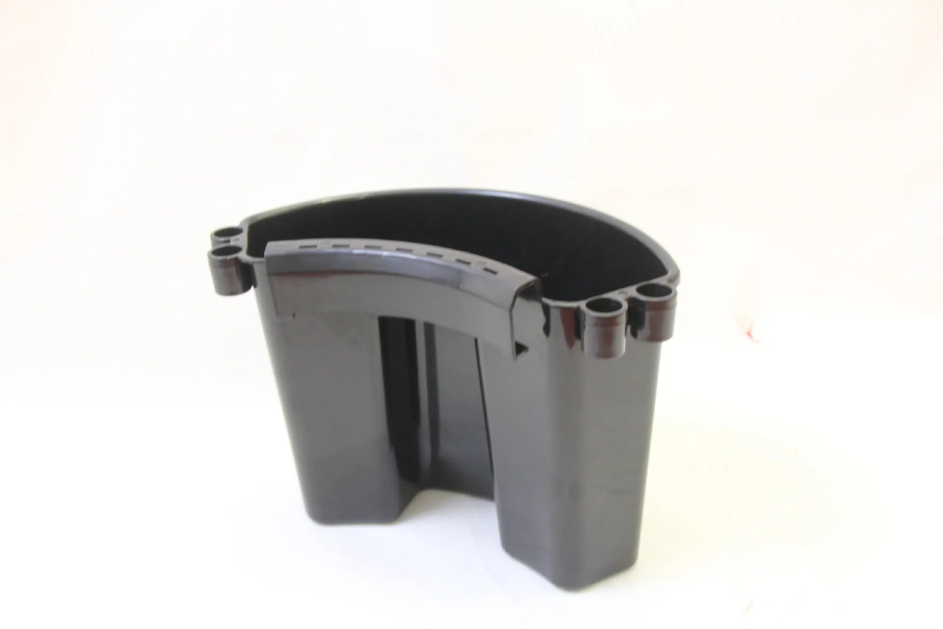 PP plastic car wash bucket in choice of black, red, blue, or pink colours