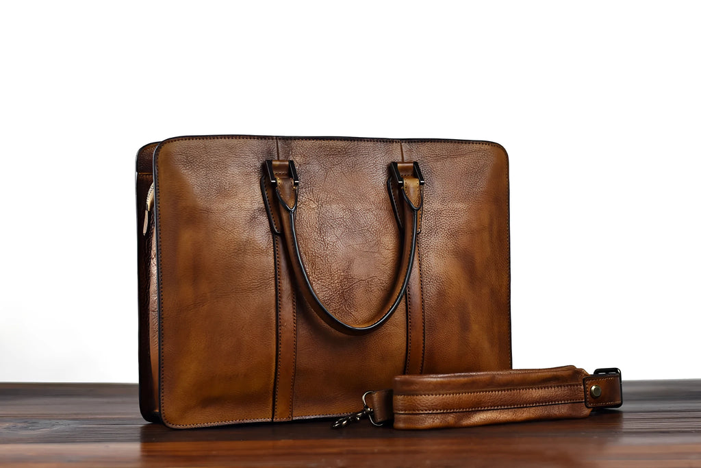 Men's 14-inch vegetable tanned leather handbag in horizontal square design