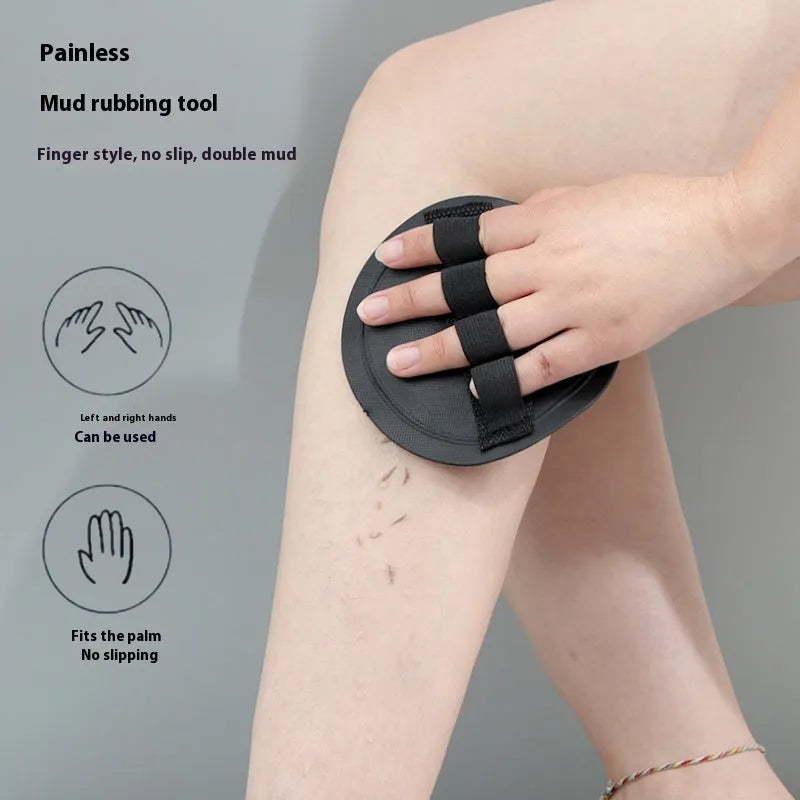 Round cake finger style rubber bath gadget with integrated finger strap