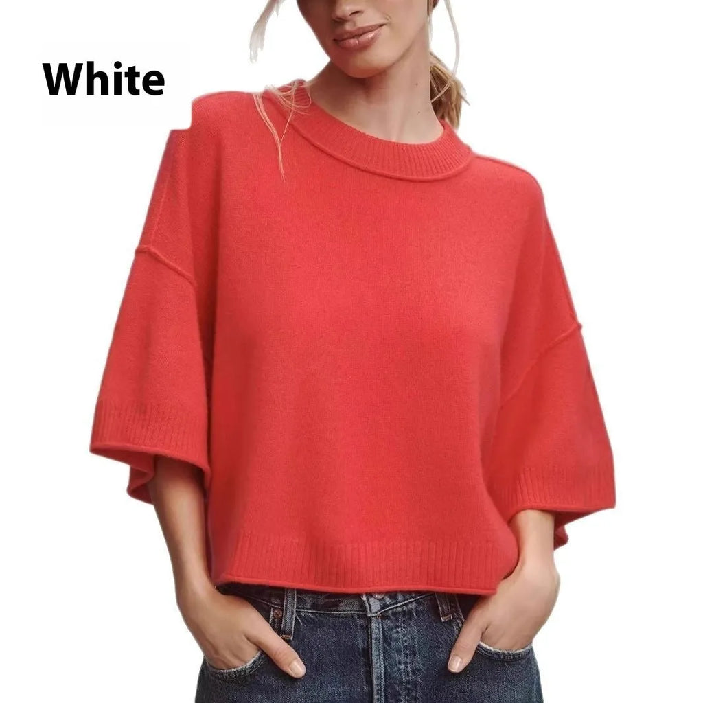 Women's red crop t-shirt in viscose fabric with regular sleeves and exposed navel styling