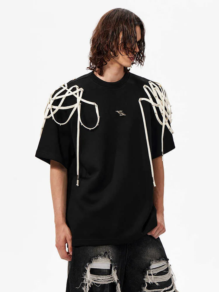 Black women's T-shirt with rivet ribbon padded shoulders and short sleeves