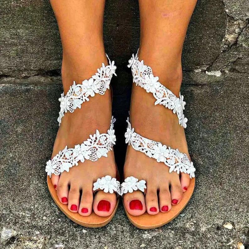 White women's plus size flat shoes with rhinestone floral decoration and round toe