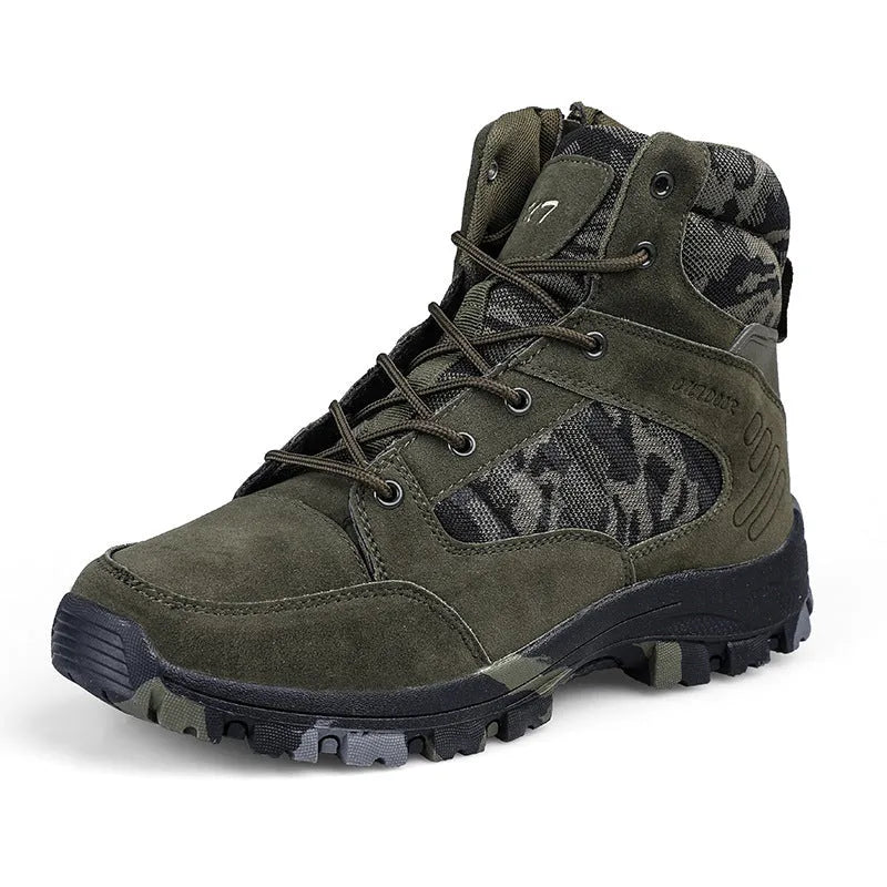 Men's high-top hiking shoes with artificial PU upper and metal accents in black camouflage