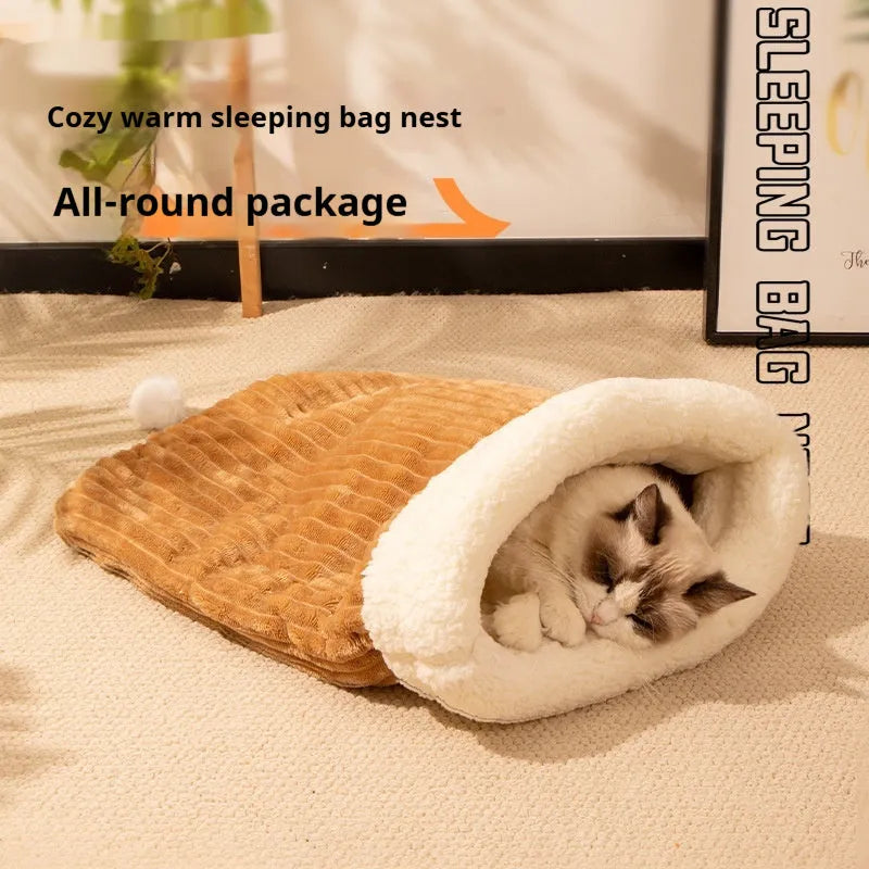 Flannel cat sleeping bag nest measuring 50x40cm in pink Trojan print design