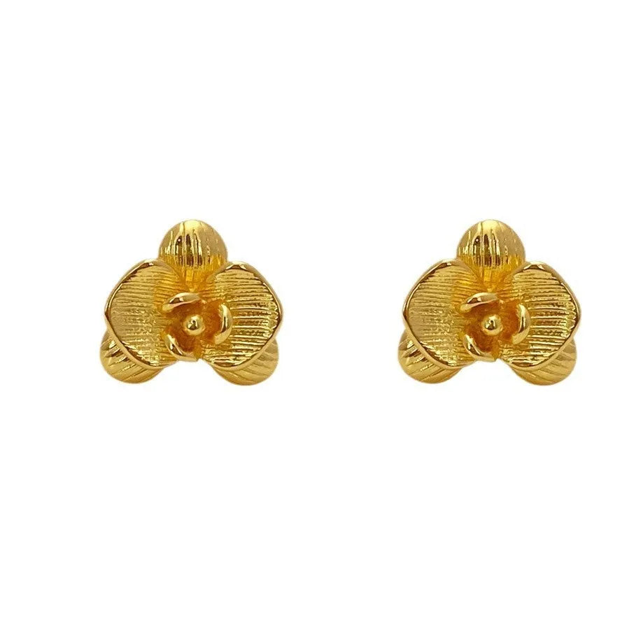 Copper retro flower earrings with petal design in gold or silver electroplated finish