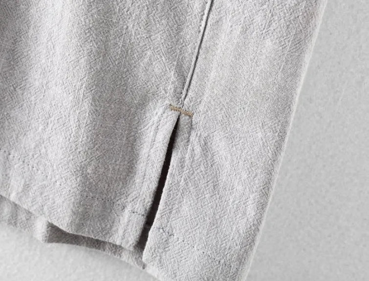 Men's casual cotton linen shirt in loose fit design for leisure wear