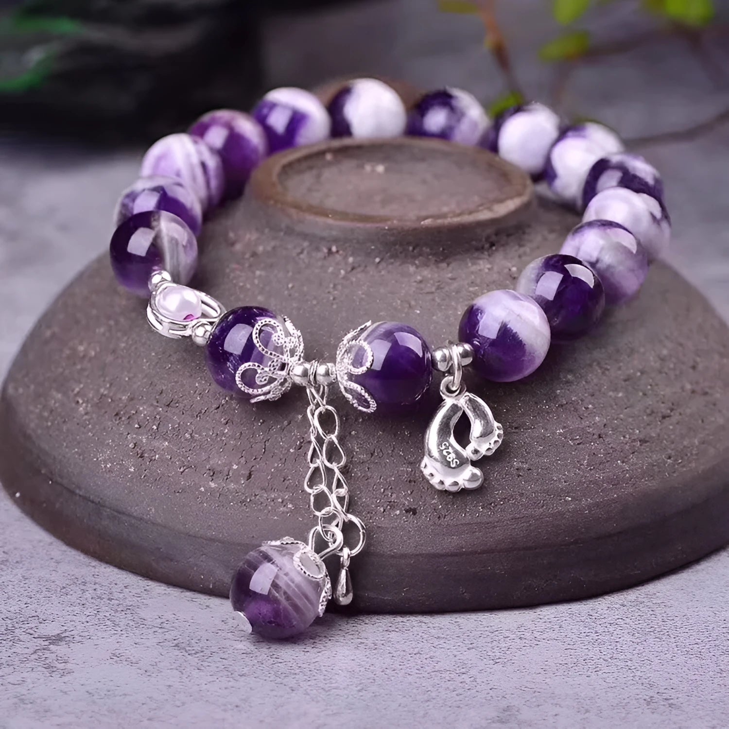 Natural Dream Amethyst Bracelet with 10mm round beads in purple for women's fashion OL style