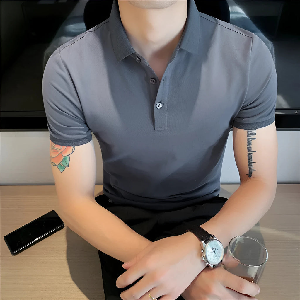 Solid colour polo shirt with lapel collar and short sleeves in cotton blend, summer colour options