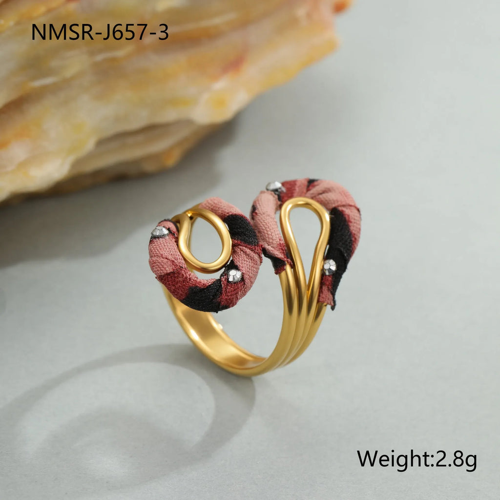 Open mouth stainless steel ring with geometric heart design and leopard print pattern