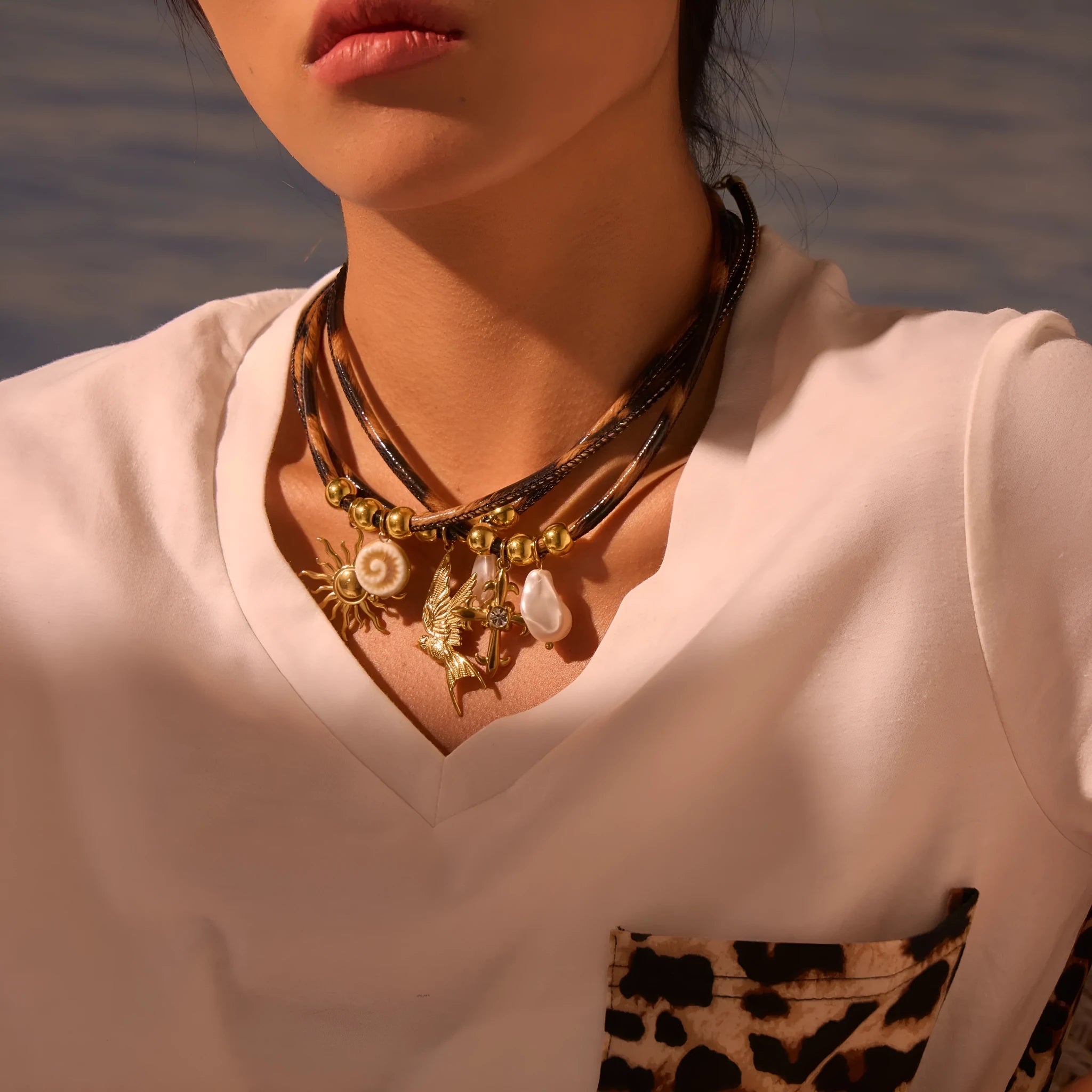 Women's geometric leopard necklace with stainless steel chain and 18K gold electroplated pendant