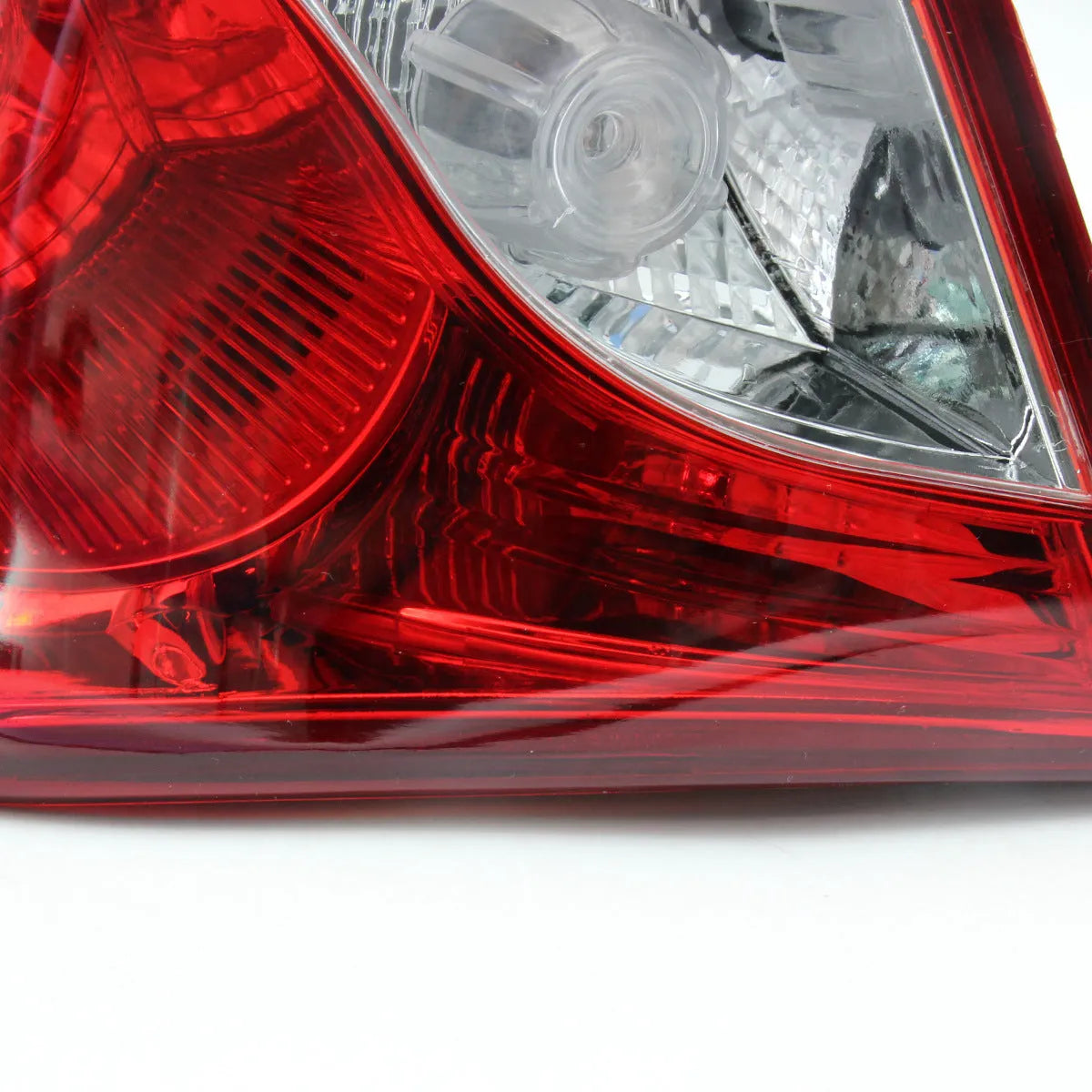 Outer half tail light assembly for Hyundai Sonata 2011-2014 red LED 56x34x17 mm