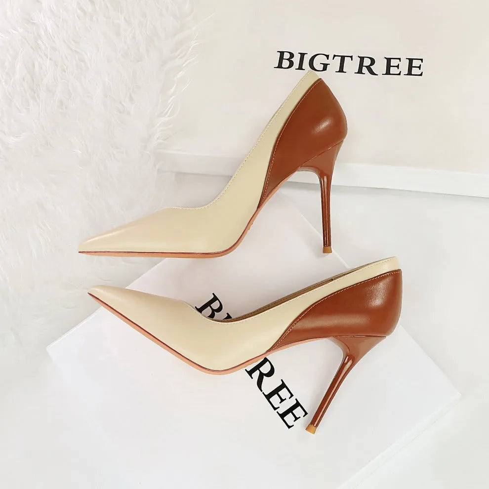Retro colour block stiletto heel pumps for women in black and creamy-white with pointed toe