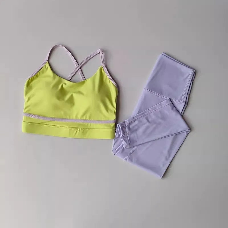 Women's quick dry yoga pants and running sportswear set with sleeveless tank top and cropped nylon spandex pants